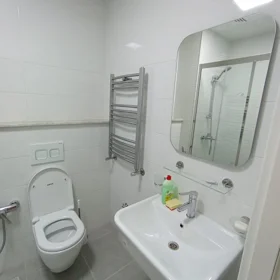 In Baku 70.0 m² apartment is for sale - Image 3