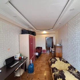 In Baku 170.0 m² apartment is for sale - Image 4