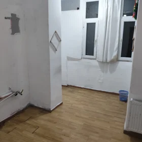 In Baku 12.0 m² commercial is for rent - Image 4