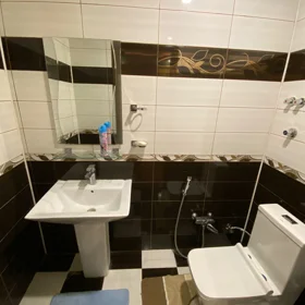 In Baku 120.0 m² apartment is for rent - Image 5