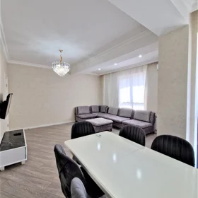 In Baku 100.0 m² apartment is for rent - Image 3