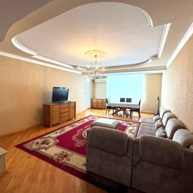 In Baku 150.0 m² apartment is for rent - Image 2