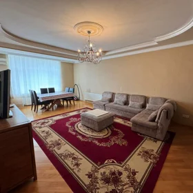 In Baku 150.0 m² apartment is for rent - Image 3