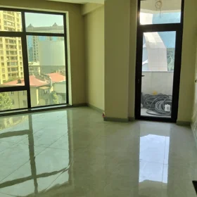 In Baku 105.0 m² apartment is for sale - Image 3