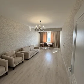 In Baku 70.0 m² apartment is for sale - Image 3