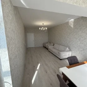In Baku 70.0 m² apartment is for sale - Image 4