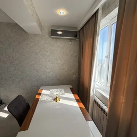 In Baku 70.0 m² apartment is for sale - Image 5