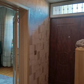 In Baku 100.0 m² house with 5.0 rooms is for sale - Image 3