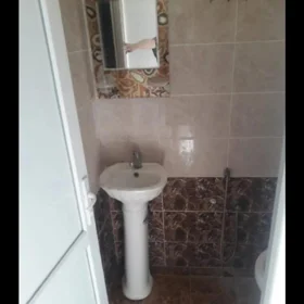 In Baku 35.0 m² house with 1.0 rooms is for rent - Image 4