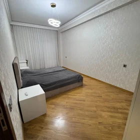 In Baku 140.0 m² apartment is for rent - Image 5