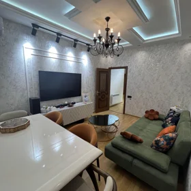 In Baku 70.0 m² apartment is for sale - Image 2