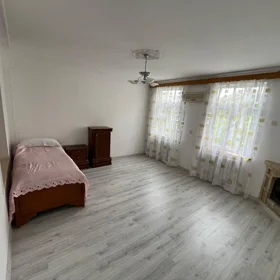 In Baku 75.0 m² apartment is for rent - Image 4