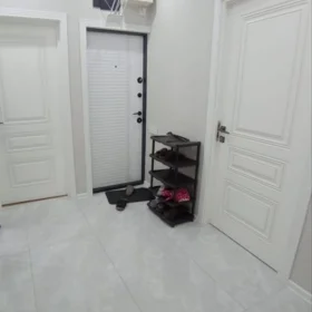 In Baku 70.0 m² apartment is for rent - Image 2