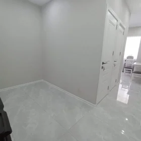 In Baku 70.0 m² apartment is for rent - Image 3