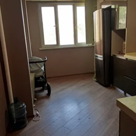 In Baku 45.0 m² apartment is for rent - Image 3