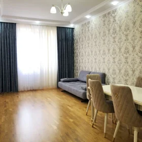 In Baku 110.0 m² apartment is for rent - Image 2