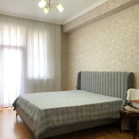 In Baku 110.0 m² apartment is for rent - Image 4
