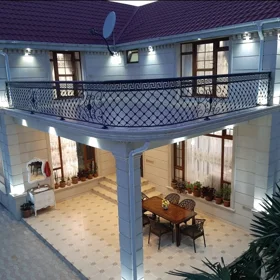 In Sheki 350.0 m² house with 6.0 rooms is for sale - Image 2