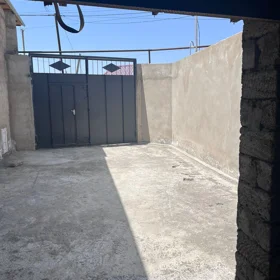 In nan 240.0 m² house with 6.0 rooms is for sale - Image 3
