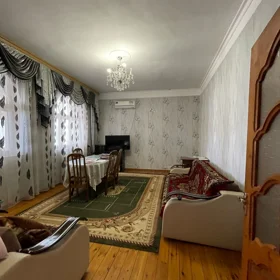 In nan 240.0 m² house with 6.0 rooms is for sale - Image 4