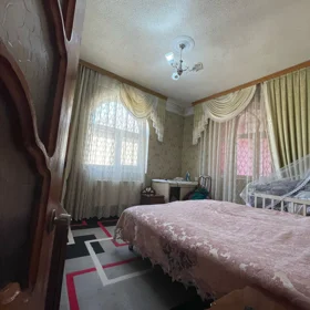 In nan 240.0 m² house with 6.0 rooms is for sale - Image 5