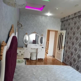 In Baku 70.0 m² apartment is for rent - Image 3
