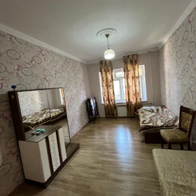 In Baku 60.0 m² apartment is for sale - Image 2