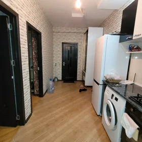 In Baku 76.0 m² apartment is for rent - Image 3