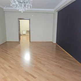 In Baku 150.0 m² apartment is for sale - Image 5