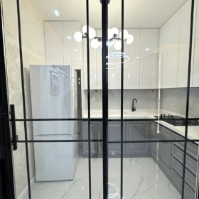 In Baku 125.0 m² apartment is for rent - Image 3