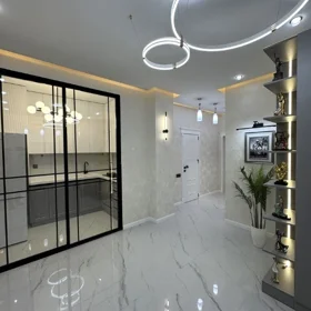 In Baku 125.0 m² apartment is for rent - Image 4