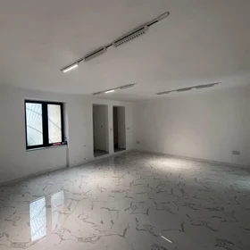 In Baku 75.0 m² commercial is for sale - Image 3