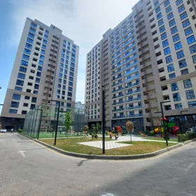 In Baku 95.0 m² apartment is for sale - Image 2