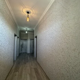 In Baku 96.0 m² house with 4.0 rooms is for sale - Image 3