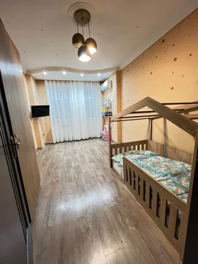 In Baku 80.0 m² apartment is for sale - Image 2