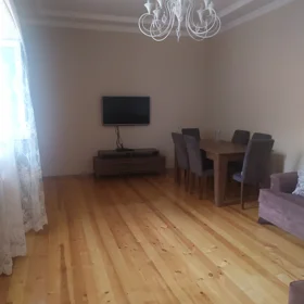 In Baku 75.0 m² house with 3.0 rooms is for sale - Image 5