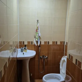 In Baku 60.0 m² apartment is for rent - Image 5