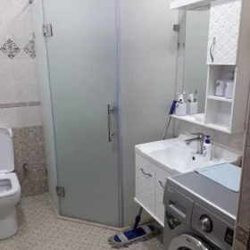In Baku 65.0 m² apartment is for rent - Image 5