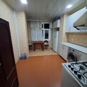 In Khirdalan 75.0 m² apartment is for rent - Image 4