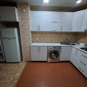 In Khirdalan 75.0 m² apartment is for rent - Image 5