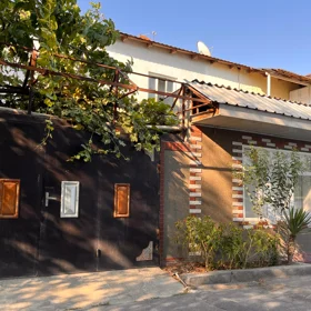 In Göyçay 130.0 m² apartment is for sale - Image 2