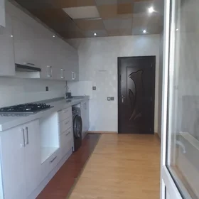 In Baku 70.0 m² apartment is for rent - Image 5