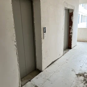 In Baku 65.0 m² apartment is for sale - Image 3