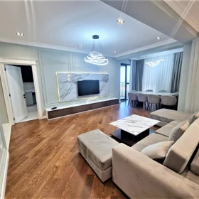 In Baku 180.0 m² apartment is for rent - Image 4