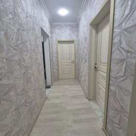 In Baku 100.0 m² house with 2.0 rooms is for sale - Image 3