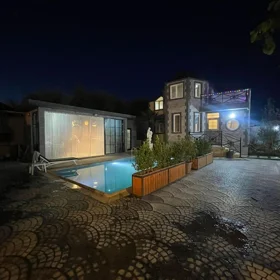 In Baku 157.0 m² house with 5.0 rooms is for sale - Image 3