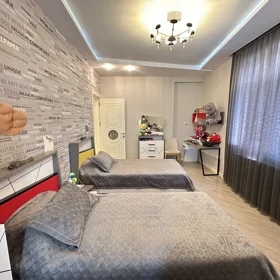 In Baku 145.0 m² apartment is for sale - Image 5