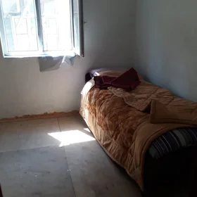 In Baku 110.0 m² house with 4.0 rooms is for rent - Image 3
