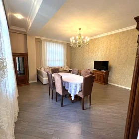 In Baku 75.0 m² apartment is for rent - Image 3