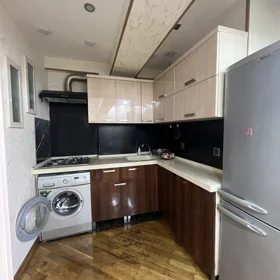 In Baku 80.0 m² apartment is for sale - Image 5